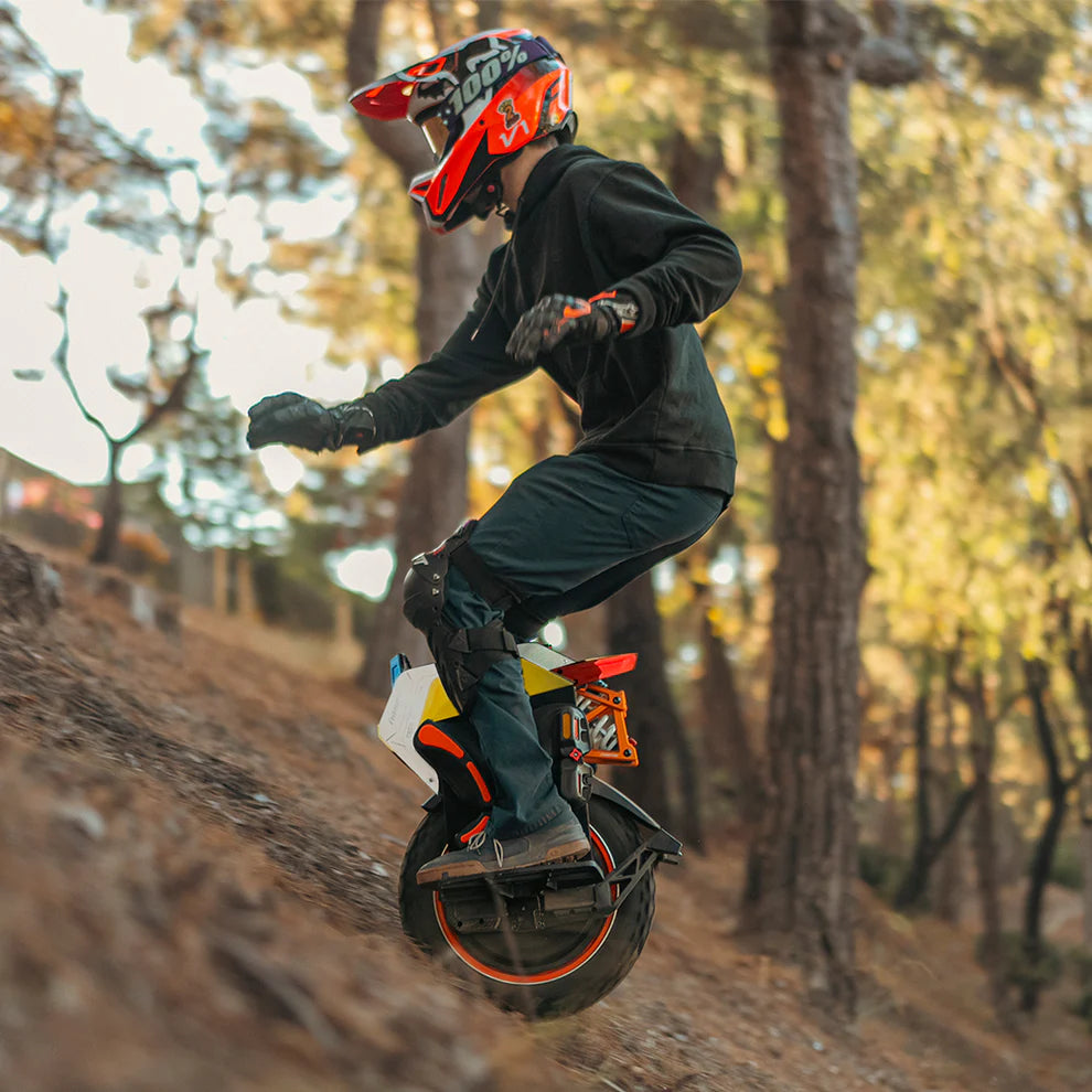 E-Unicycle InMotion Adventure V14 Pro