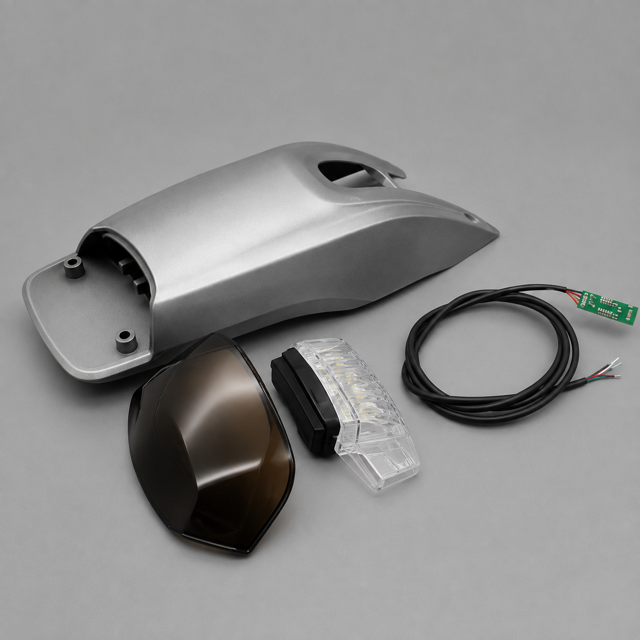 Kaabo Wolf GT Series – Rear LED Tail Light & Turn Signal Fender Cover